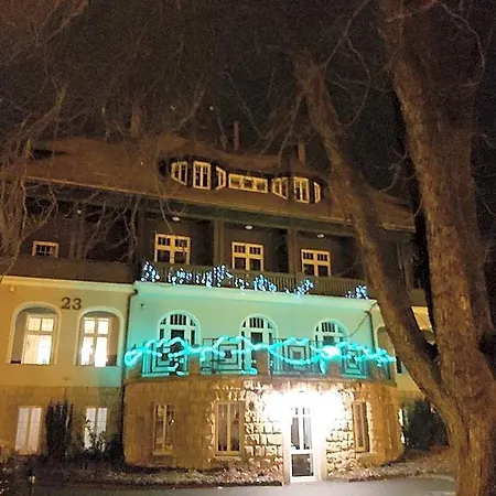 Bed & Breakfast Lessing