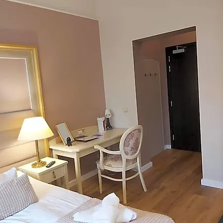 Lessing Bed & Breakfast