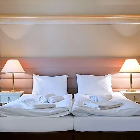 Bed & Breakfast Lessing