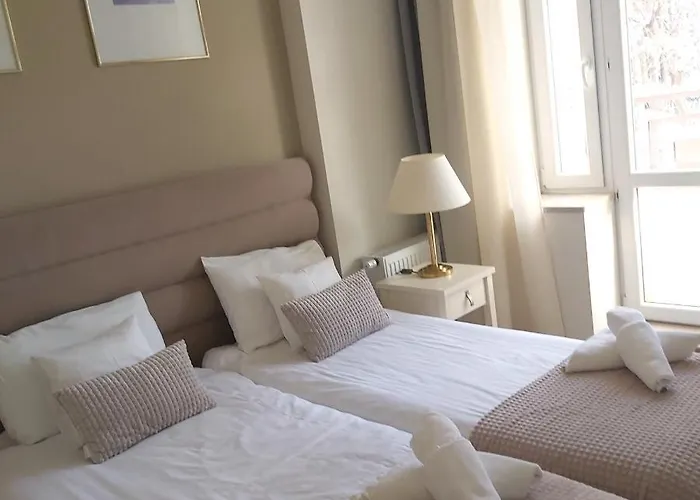 Lessing Bed & Breakfast 3*