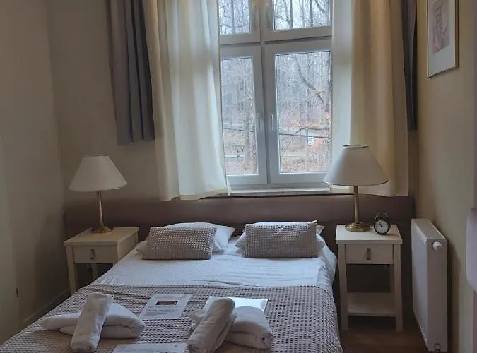 Bed & Breakfast Lessing Polanica-Zdrój