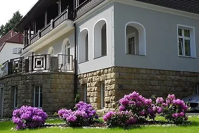 Bed & Breakfast Lessing 3*