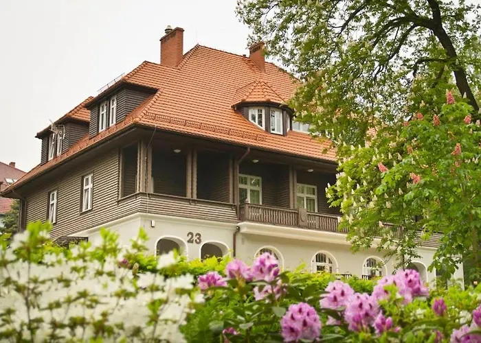 Bed & Breakfast Lessing Polanica-Zdrój