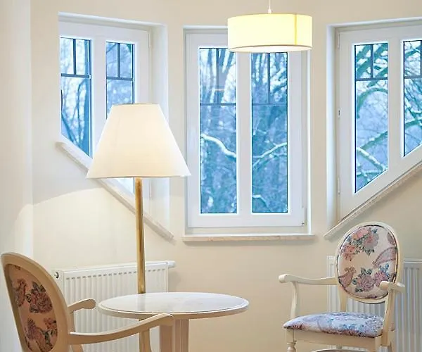 Lessing Bed & Breakfast 3*